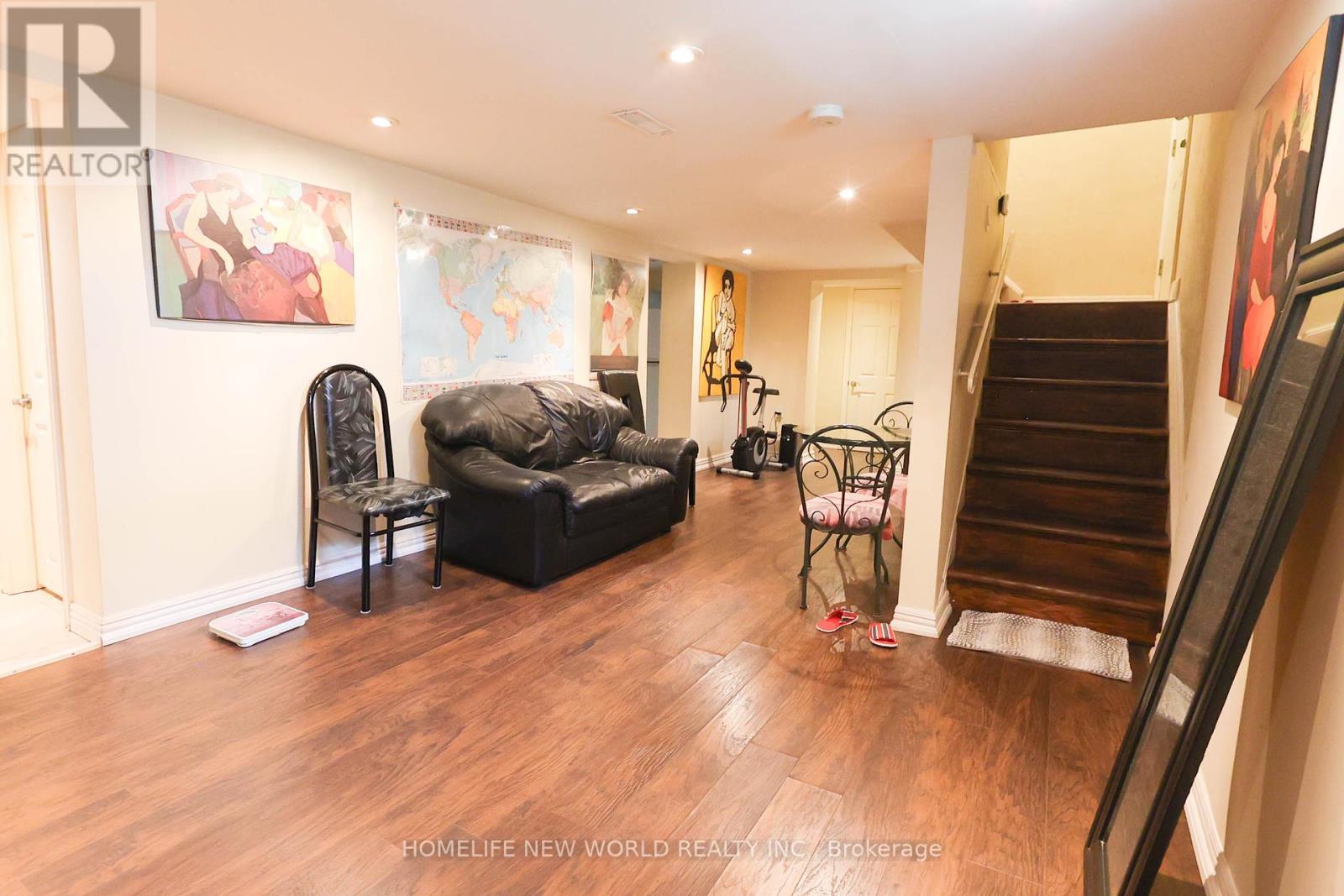 Photo 40 of 34 Greylawn Crescent, Toronto ON