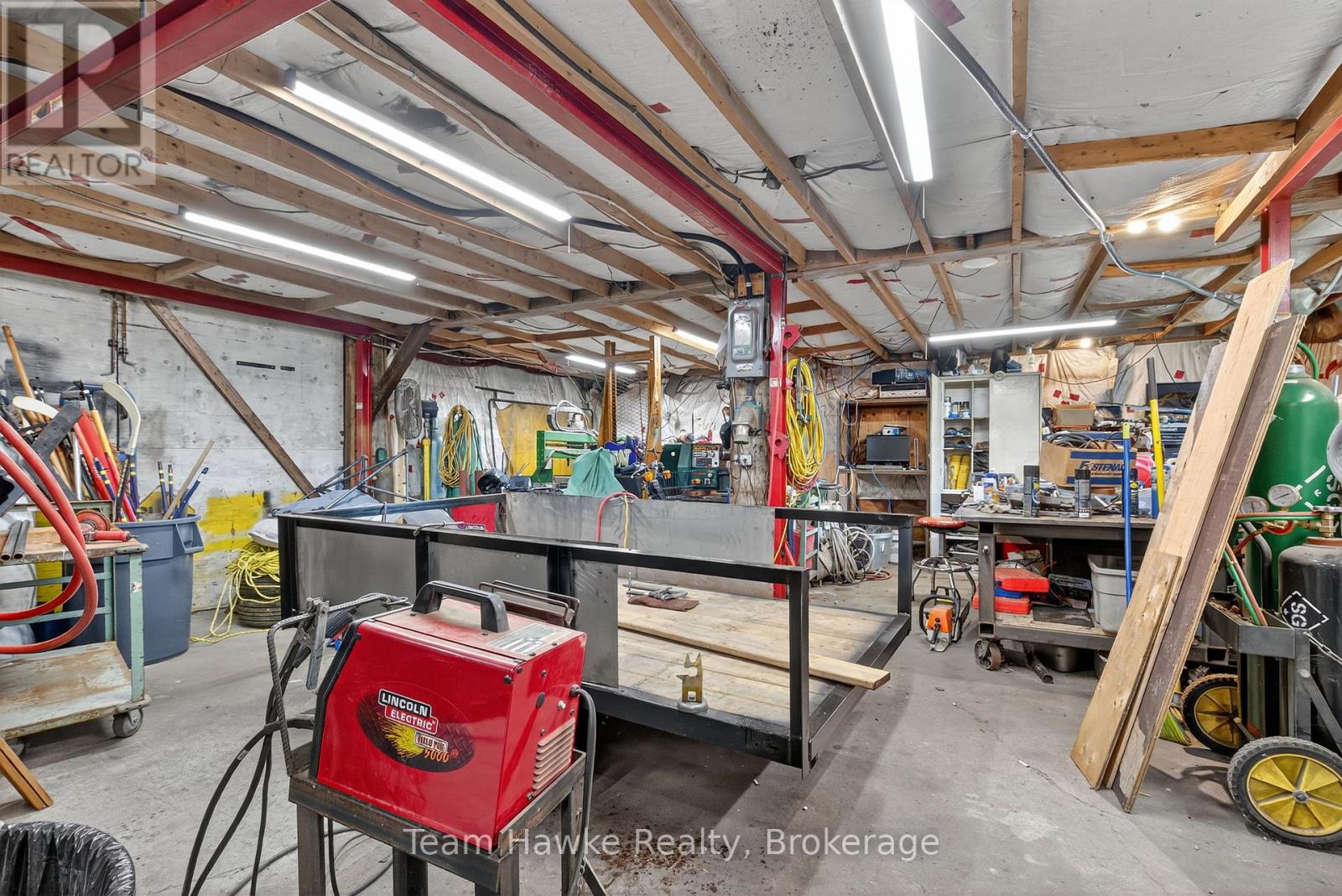 Photo 40 of 8870 County 93 Road, Midland ON