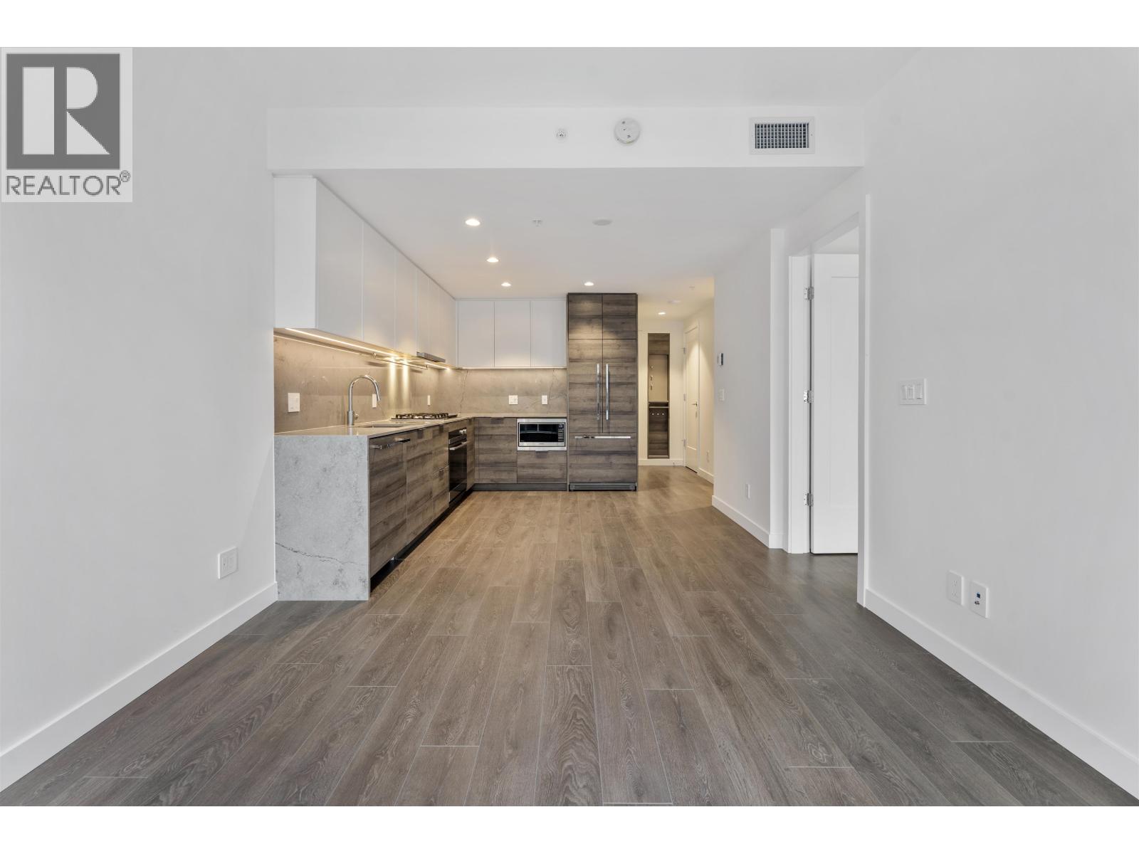 Photo 9 of 501 1045 Austin Avenue, Coquitlam BC