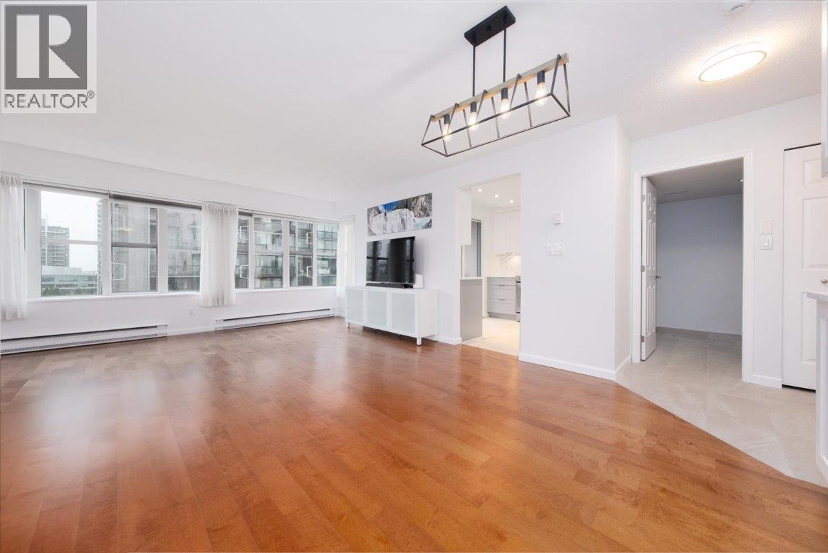 Photo 5 of 903 1555 Eastern Avenue, North Vancouver BC