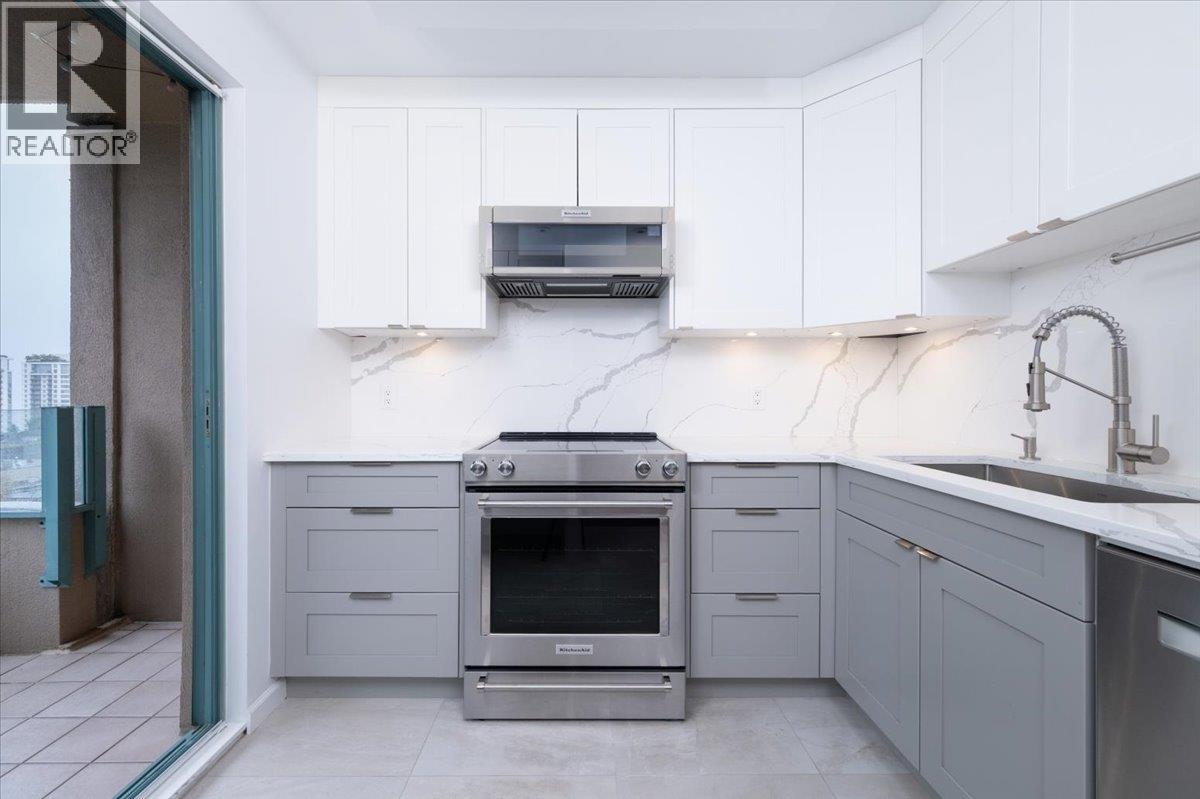 Photo 4 of 903 1555 Eastern Avenue, North Vancouver BC