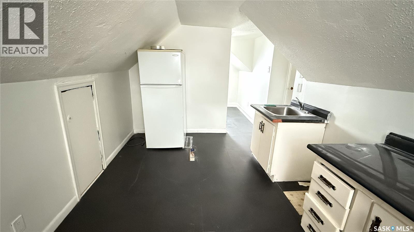 Photo 14 of 1271 107th Street, North Battleford SK
