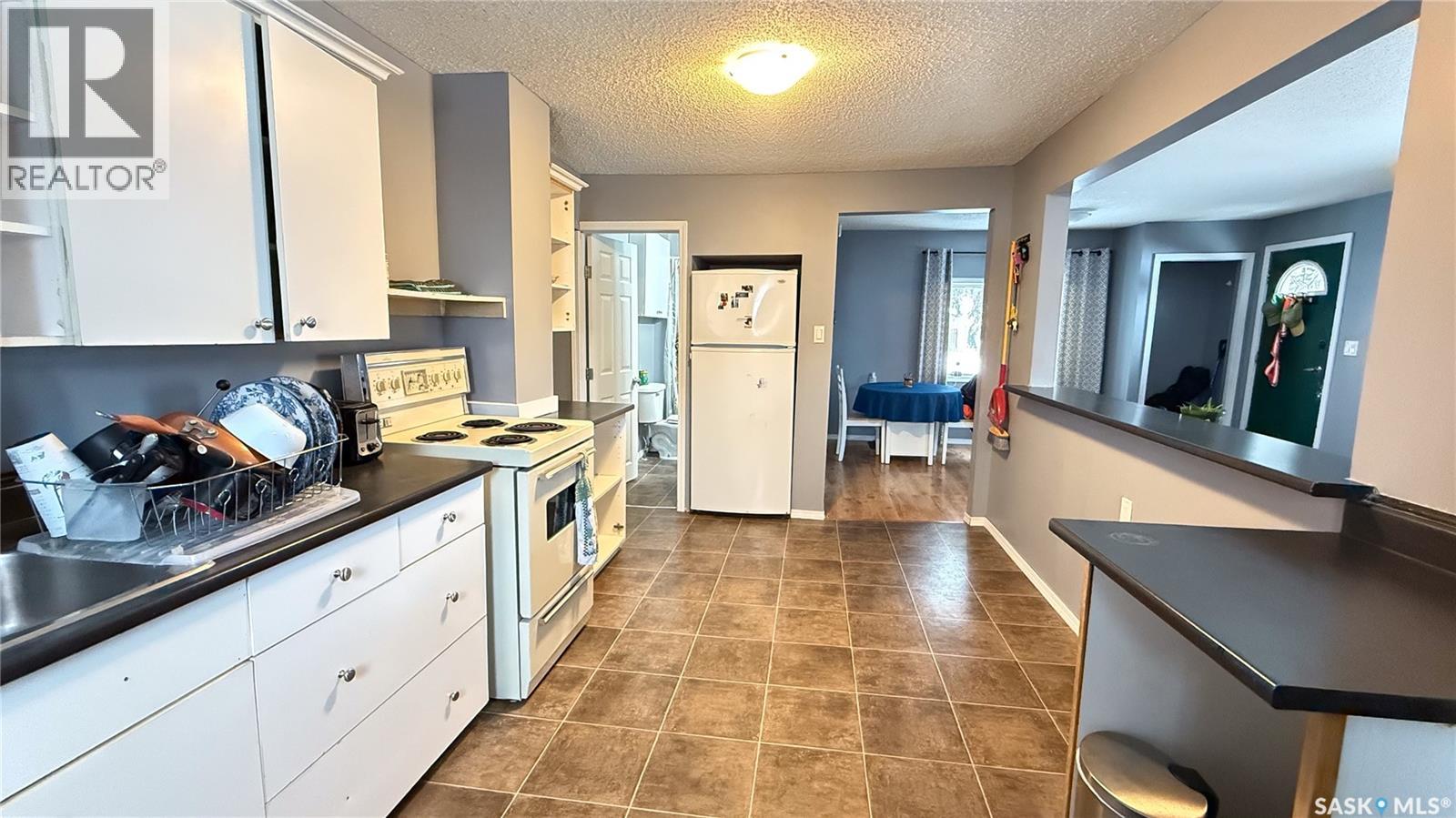 Photo 13 of 1271 107th Street, North Battleford SK