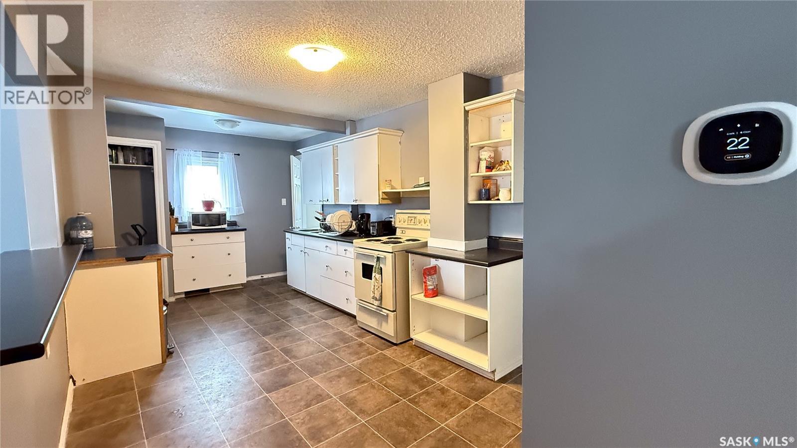 Photo 19 of 1271 107th Street, North Battleford SK
