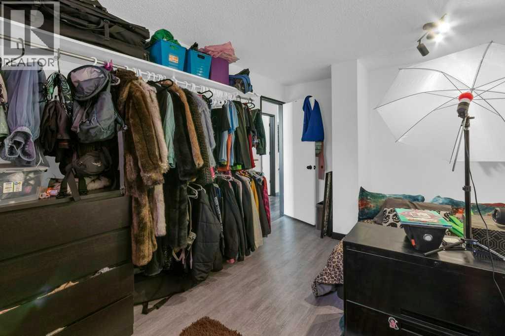 Photo 18 of 124 Abingdon Way Ne, Calgary AB