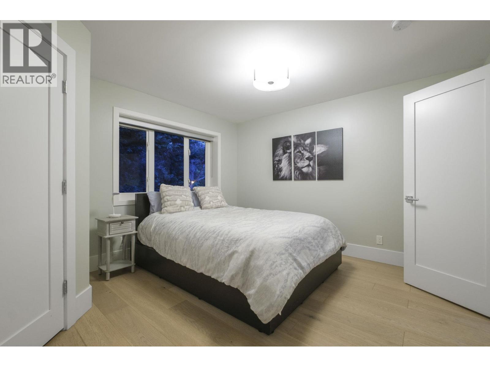 4795 WESTWOOD DRIVE, West Vancouver