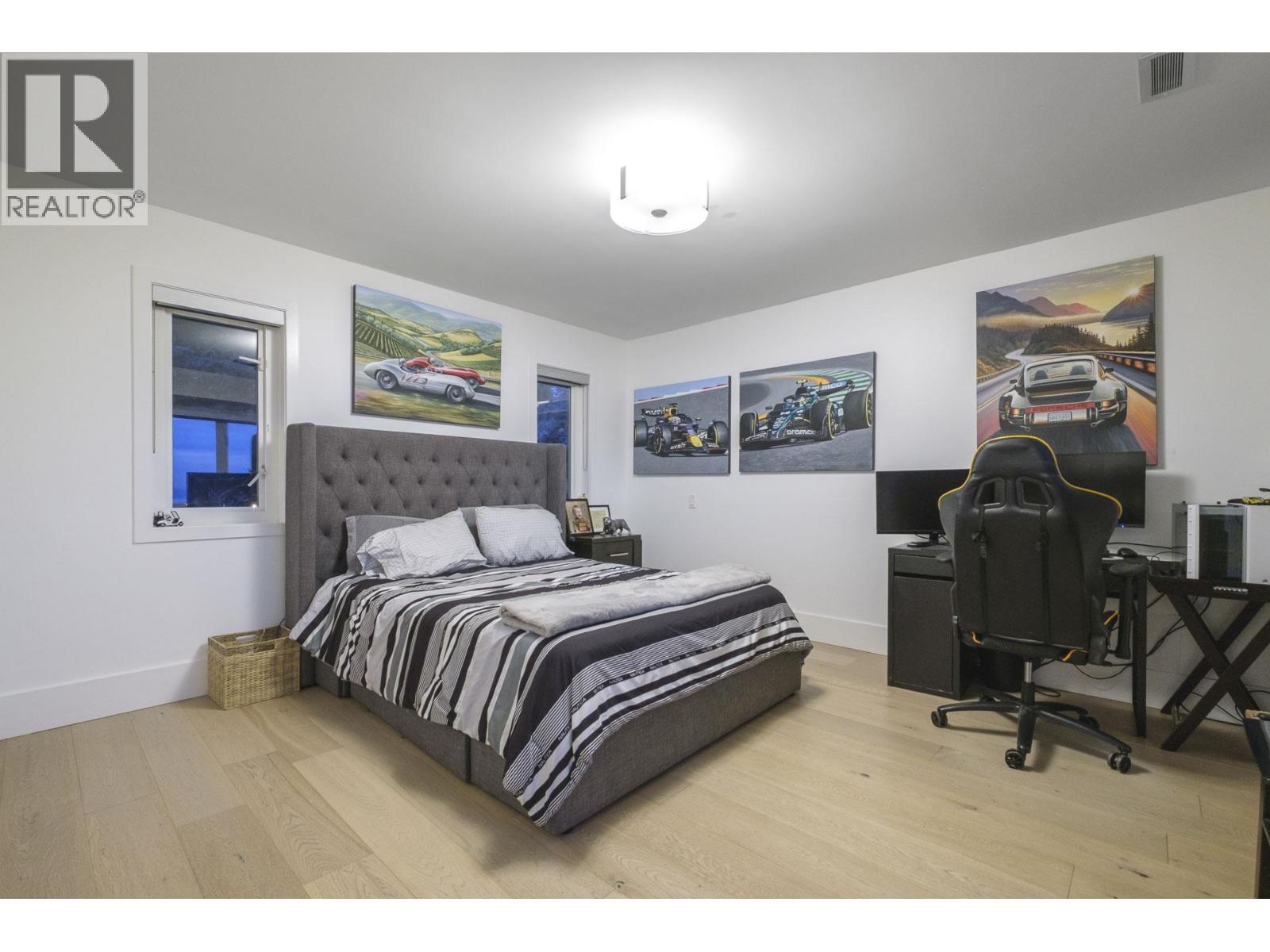 4795 WESTWOOD DRIVE, West Vancouver