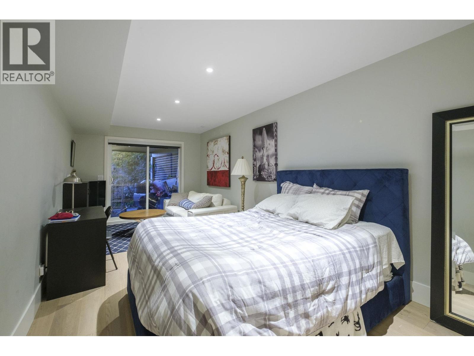 4795 WESTWOOD DRIVE, West Vancouver