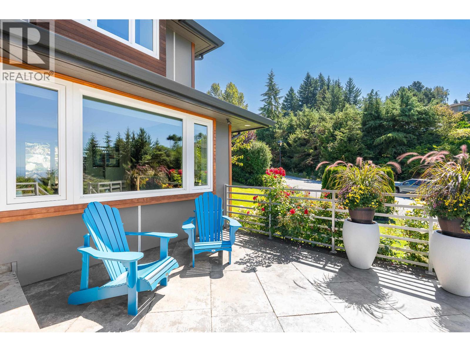 4795 WESTWOOD DRIVE, West Vancouver