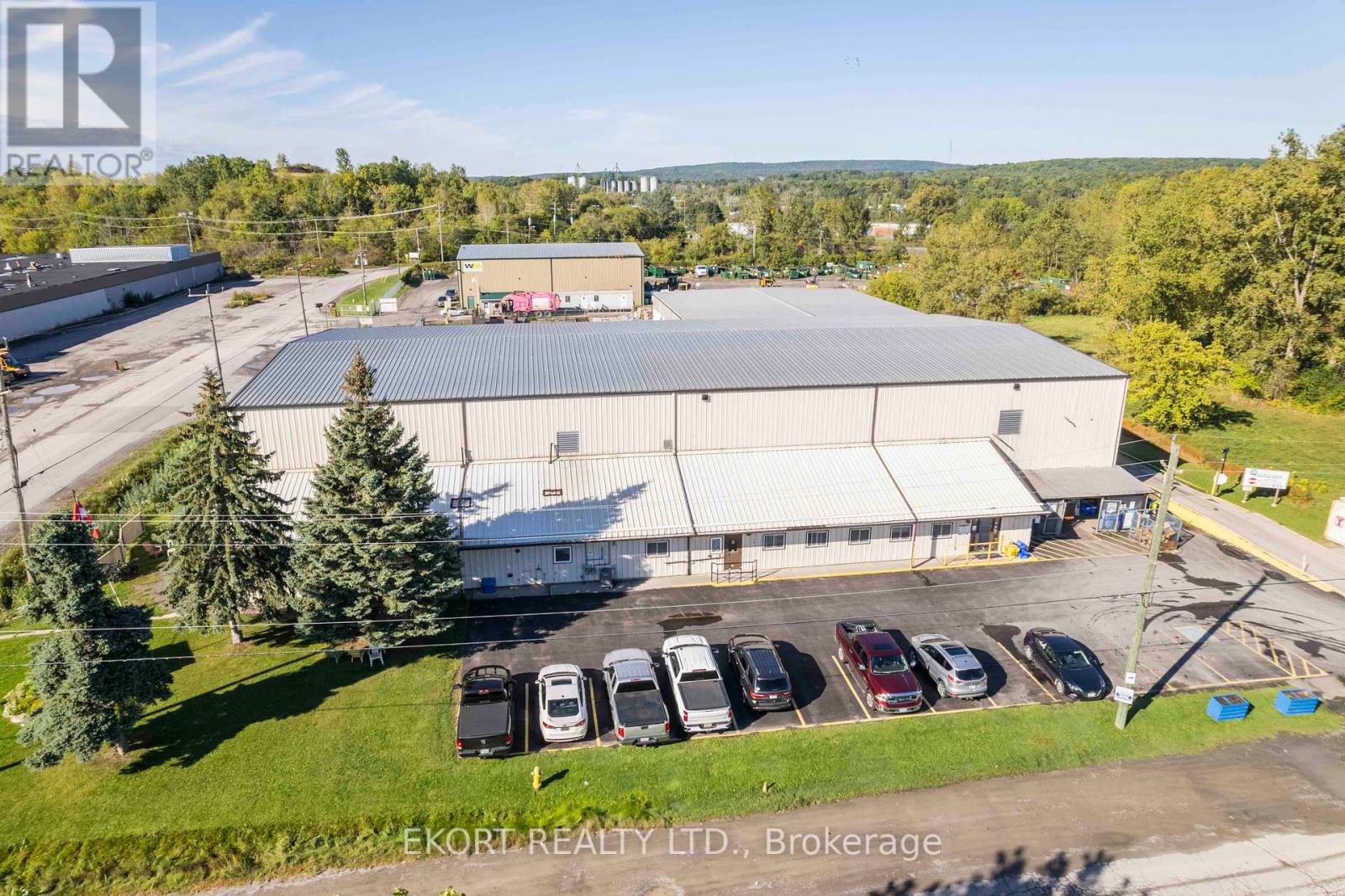 Photo 18 of 270 West Street, Quinte West ON