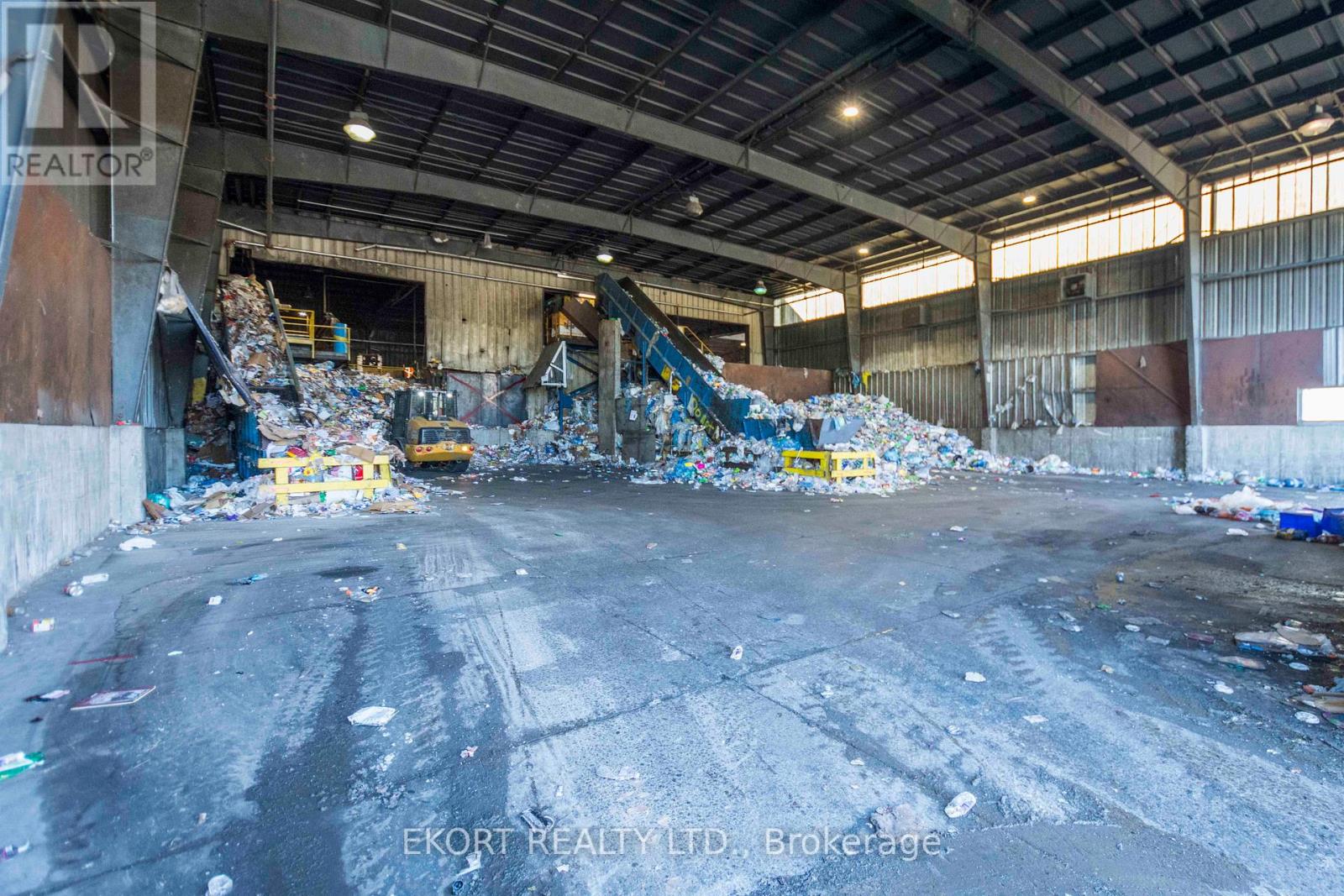 Photo 28 of 270 West Street, Quinte West ON