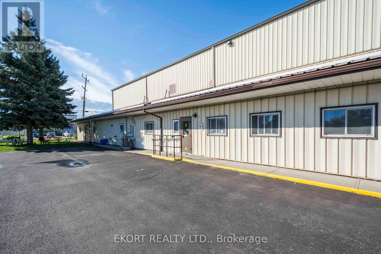 Photo 14 of 270 West Street, Quinte West ON
