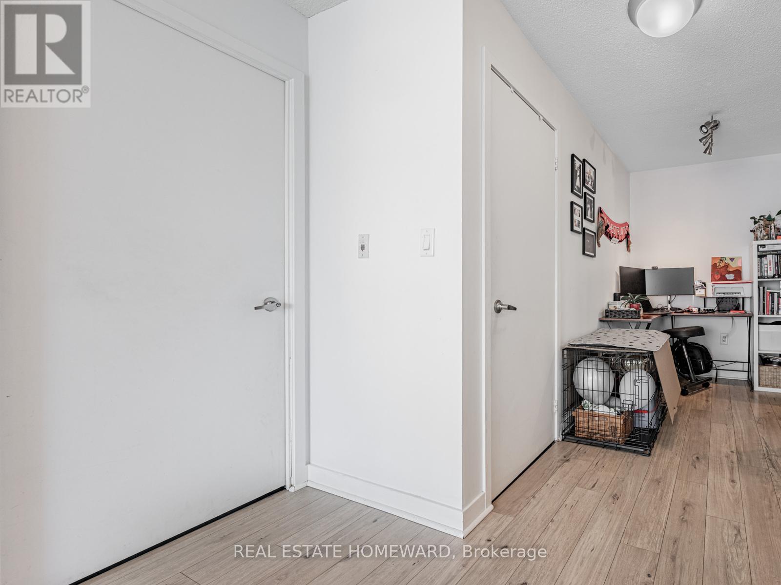 Photo 23 of 906 11 Brunel Court, Toronto ON