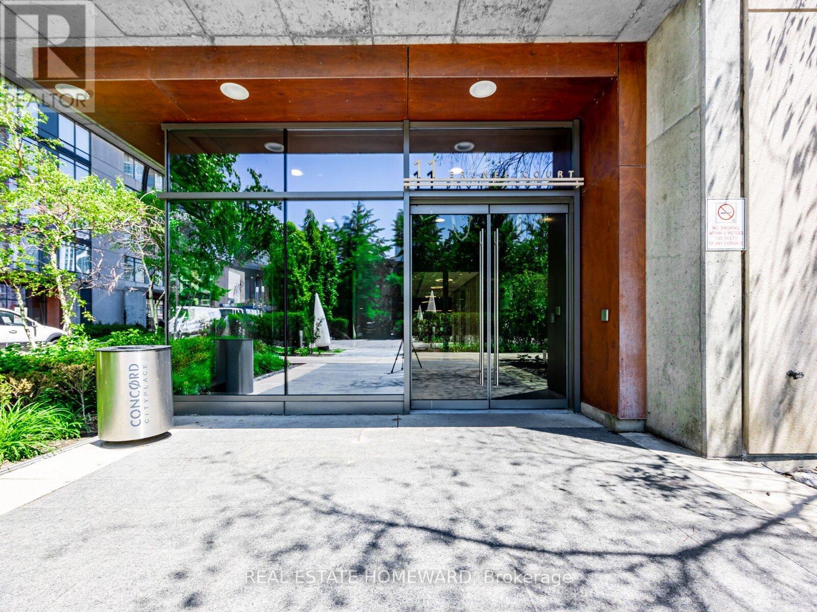 Photo 3 of 906 11 Brunel Court, Toronto ON