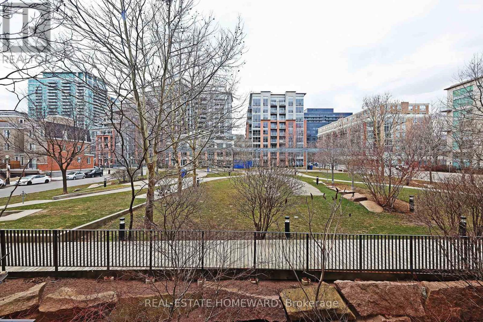 Photo 17 of 205 915 King Street W, Toronto ON