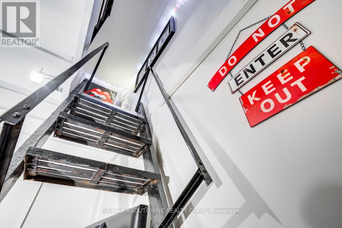 Photo 26 of 826 155 Dalhousie Street, Toronto ON