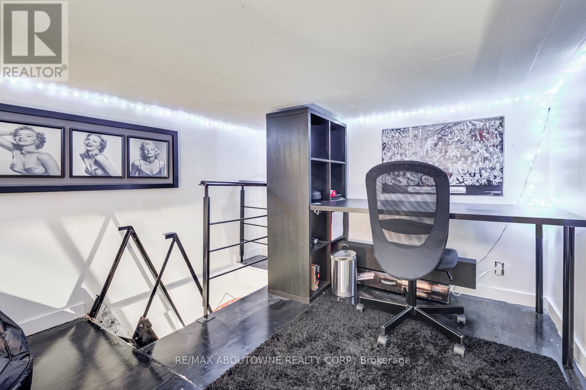 Photo 29 of 826 155 Dalhousie Street, Toronto ON