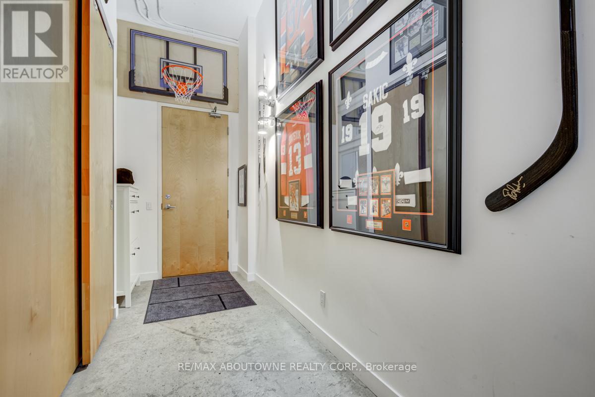 Photo 8 of 826 155 Dalhousie Street, Toronto ON