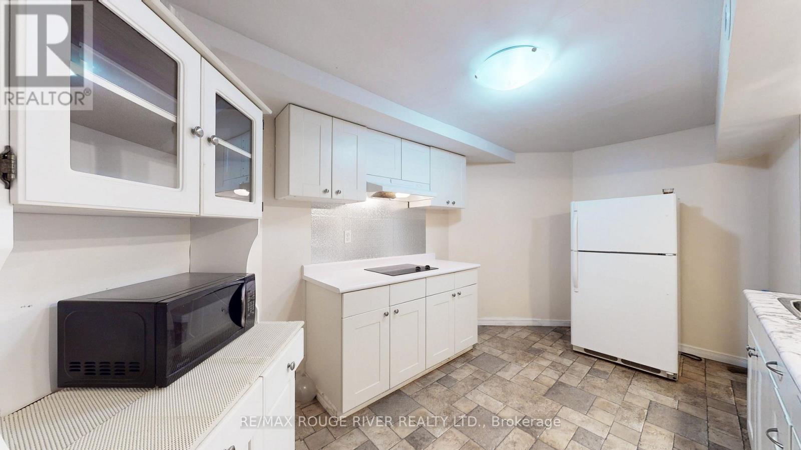 Photo 15 of Bsmt 1101 Windgrove Square, Pickering ON