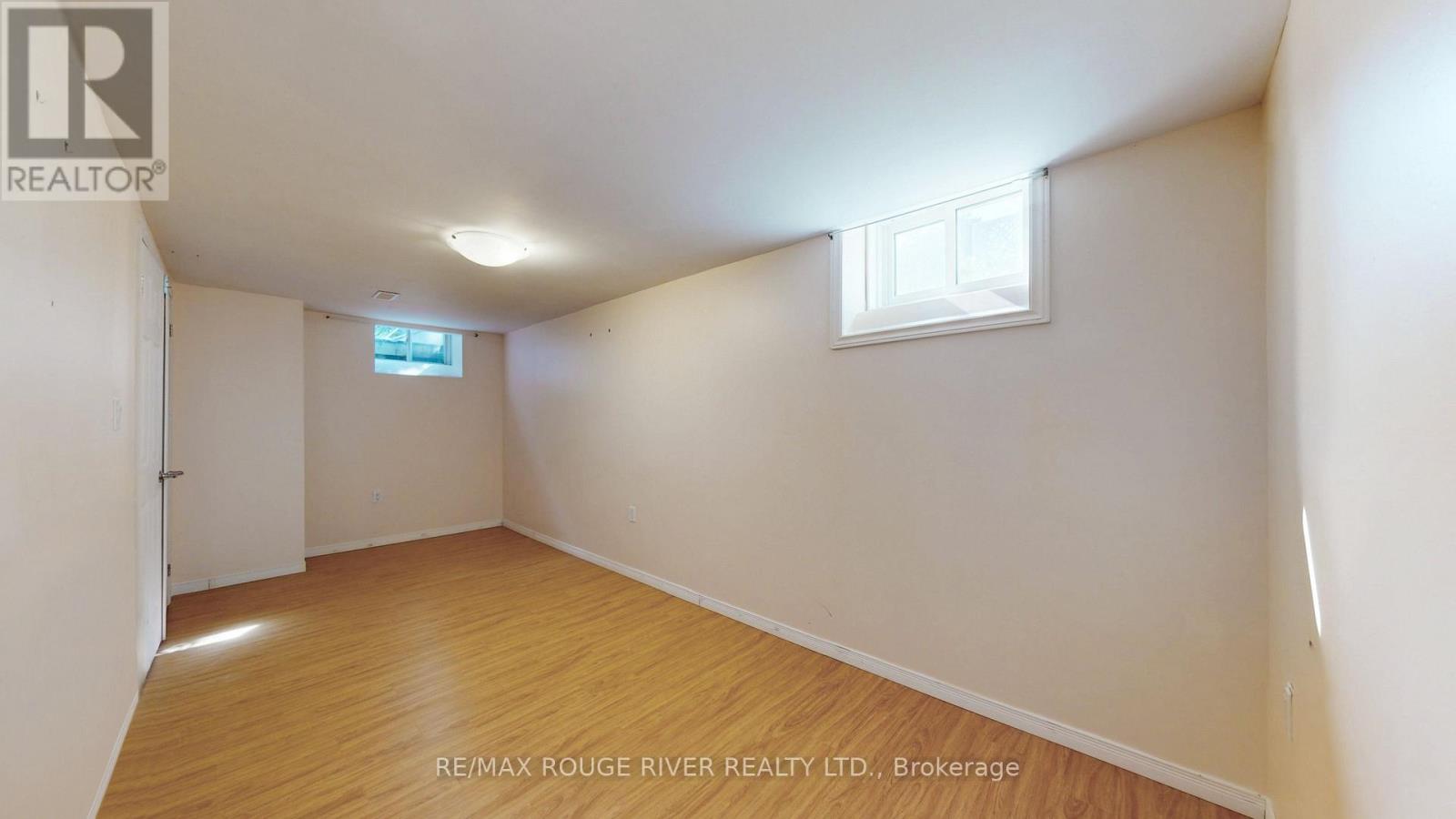 Photo 6 of Bsmt 1101 Windgrove Square, Pickering ON