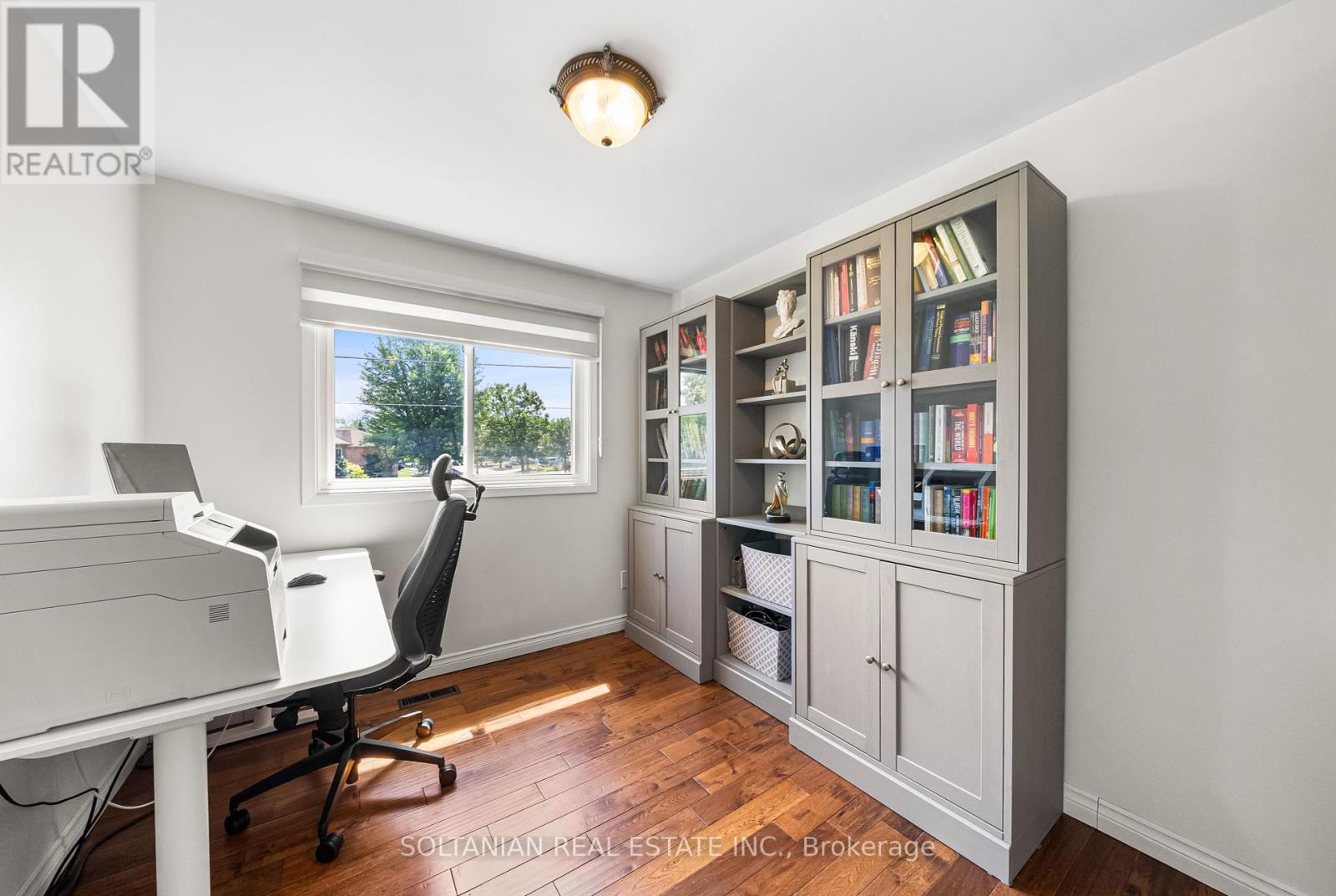 Photo 23 of 66 Lakeland Crescent, Richmond Hill ON