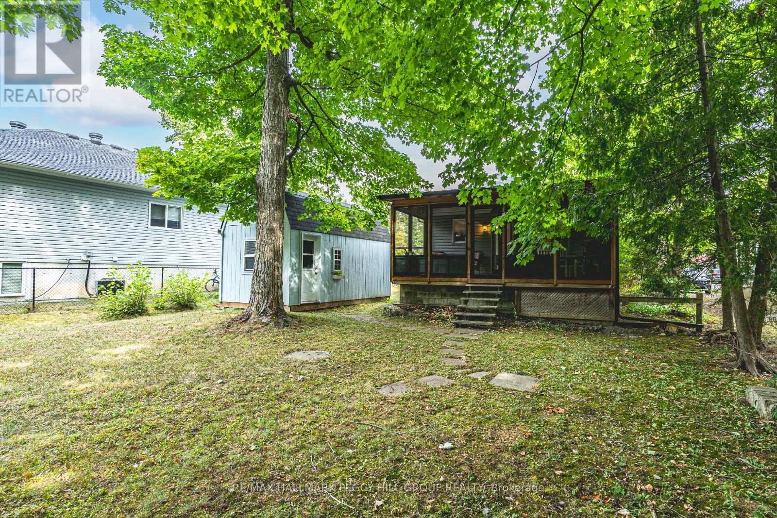 Photo 12 of 703 Chestnut Street, Innisfil ON