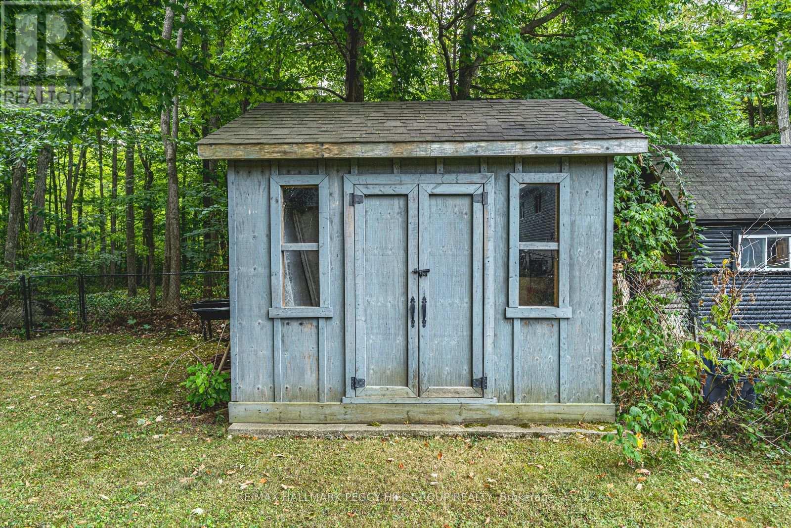 Photo 13 of 703 Chestnut Street, Innisfil ON