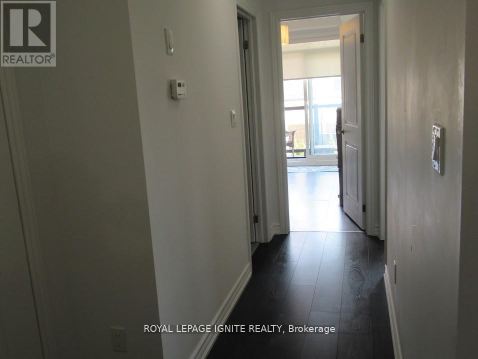 Photo 13 of 13 196 Pine Grove Road, Vaughan ON