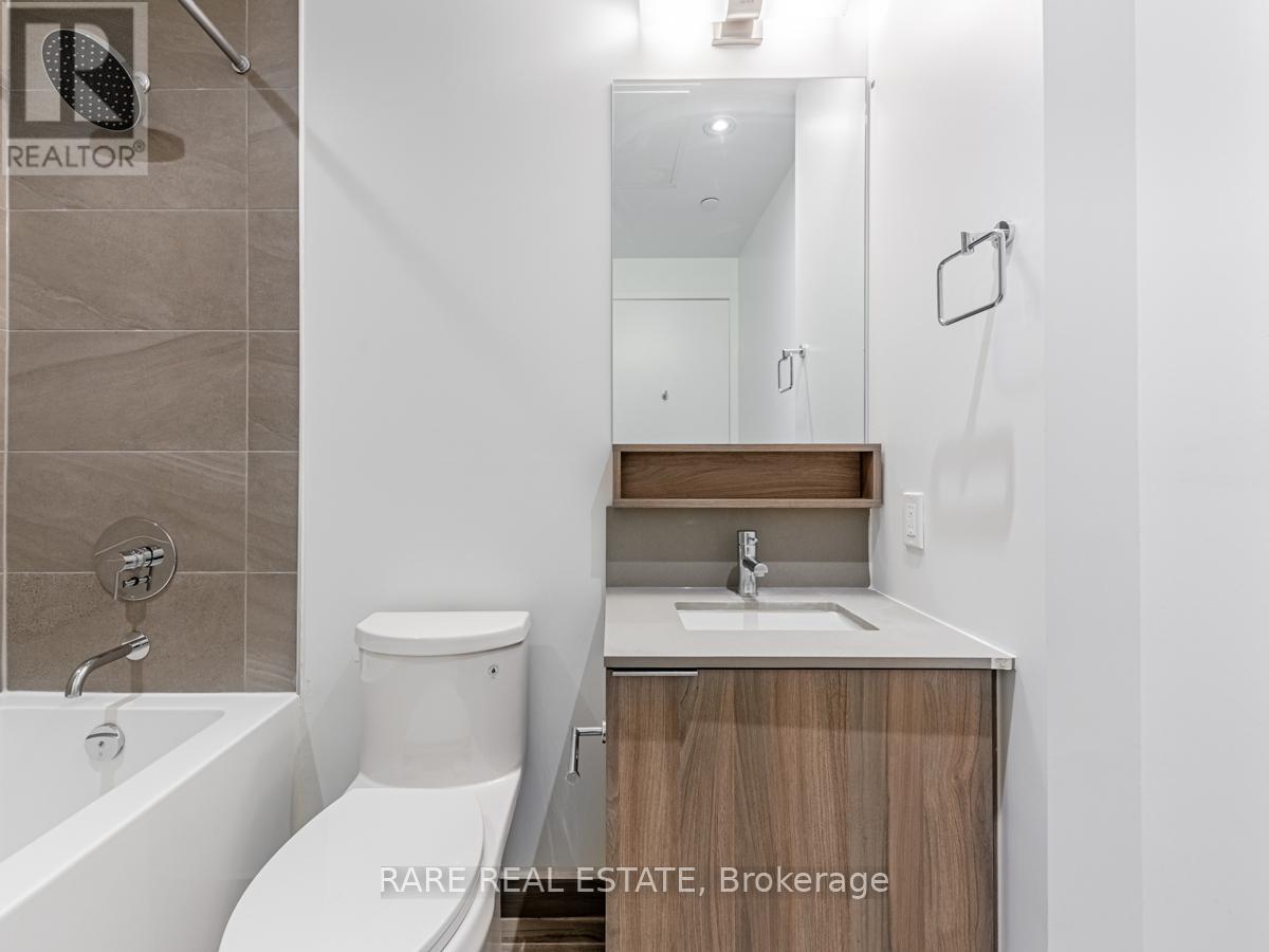 Photo 12 of 5110 950 Portage Parkway, Vaughan ON