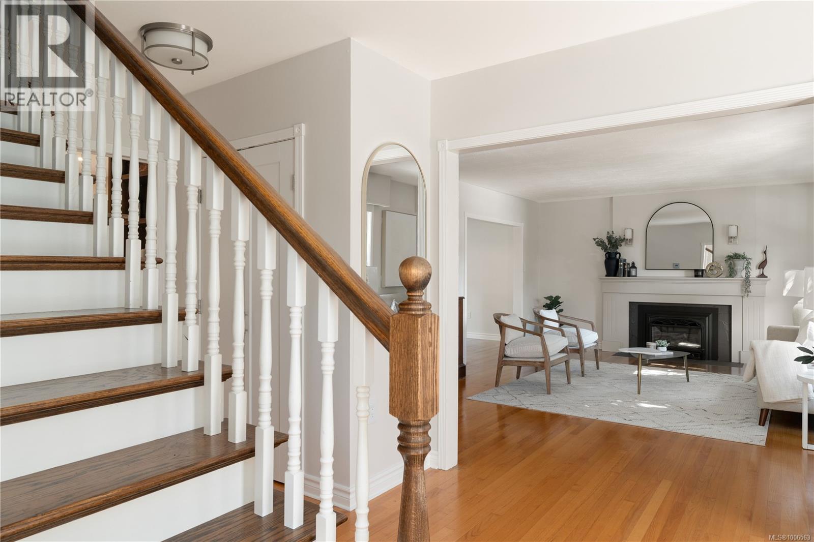 Single Family House for Sale in  Richmond Ave Victoria 
