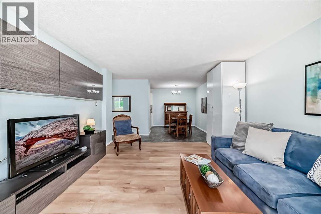 Single Family House for Sale in   Elbow Drive SW Haysboro Calgary 