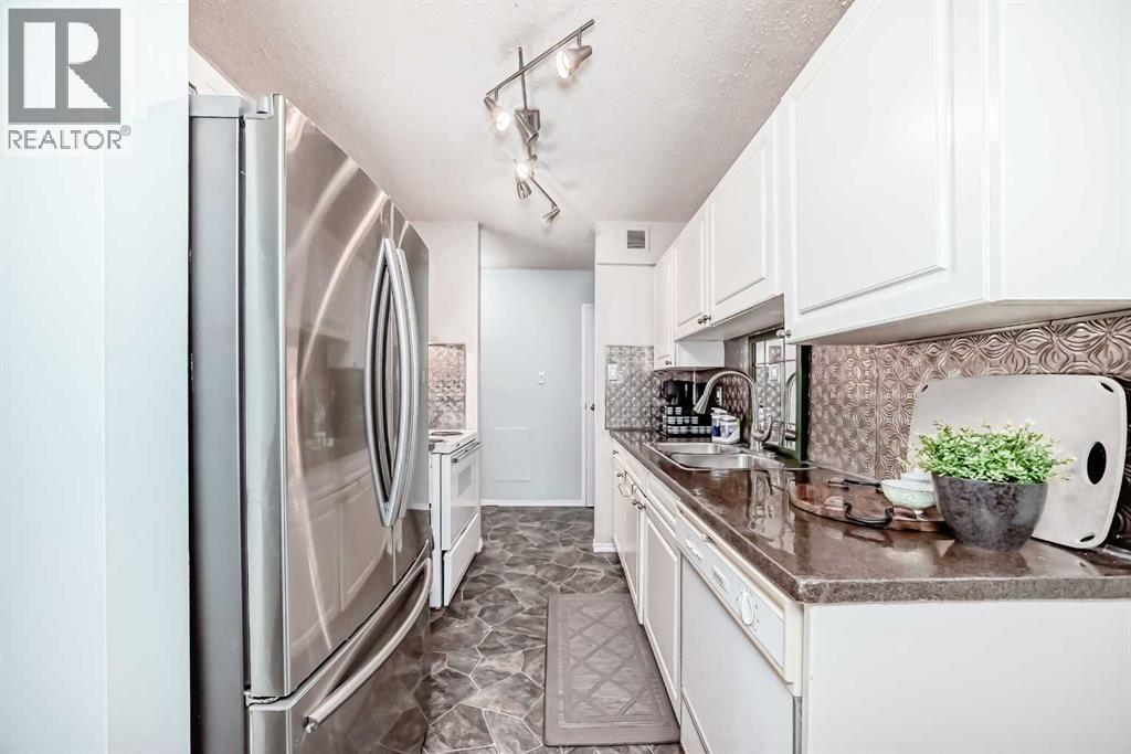 Single Family House for Sale in   Elbow Drive SW Haysboro Calgary 