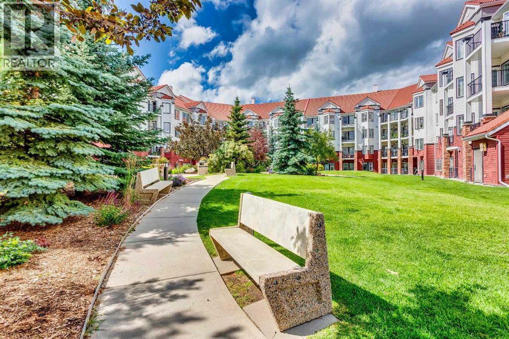 Single Family House for Sale in   Royal Oak Plaza NW Royal Oak Calgary 