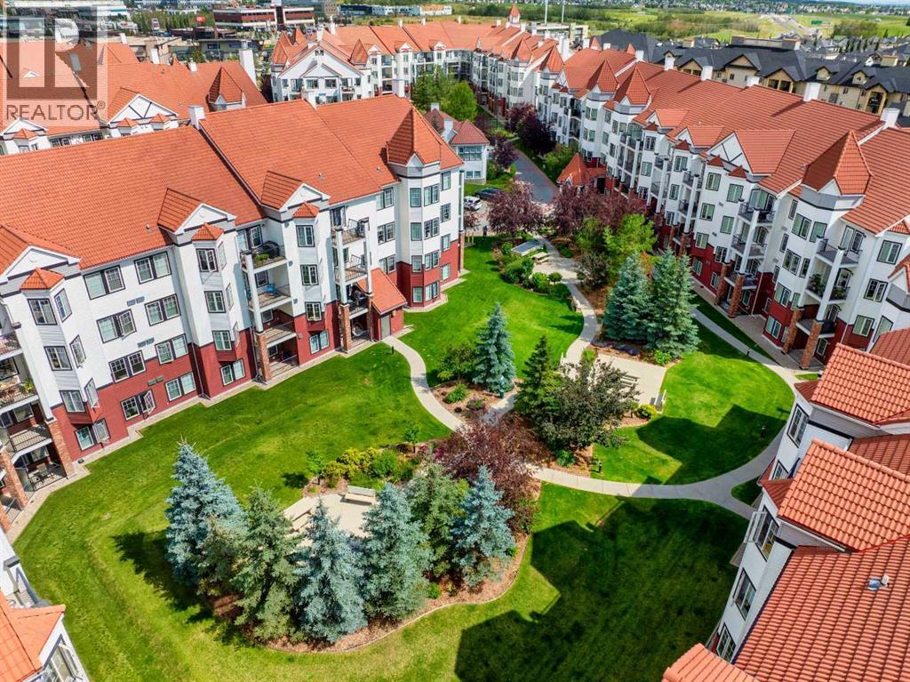 Single Family House for Sale in   Royal Oak Plaza NW Royal Oak Calgary 
