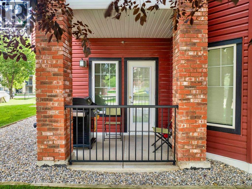 Single Family House for Sale in   Royal Oak Plaza NW Royal Oak Calgary 