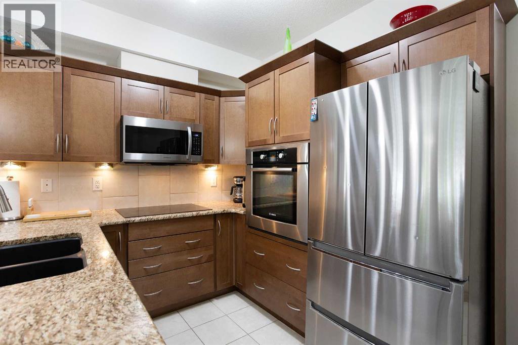 Single Family House for Sale in   Royal Oak Plaza NW Royal Oak Calgary 