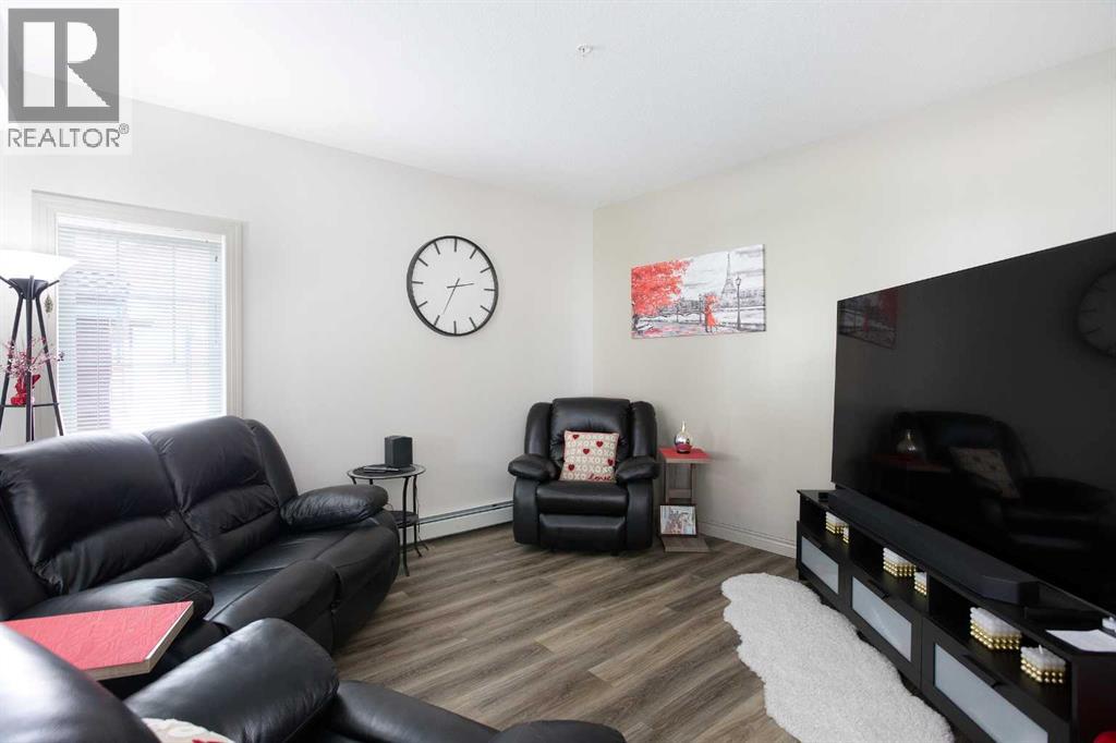 Single Family House for Sale in   Royal Oak Plaza NW Royal Oak Calgary 