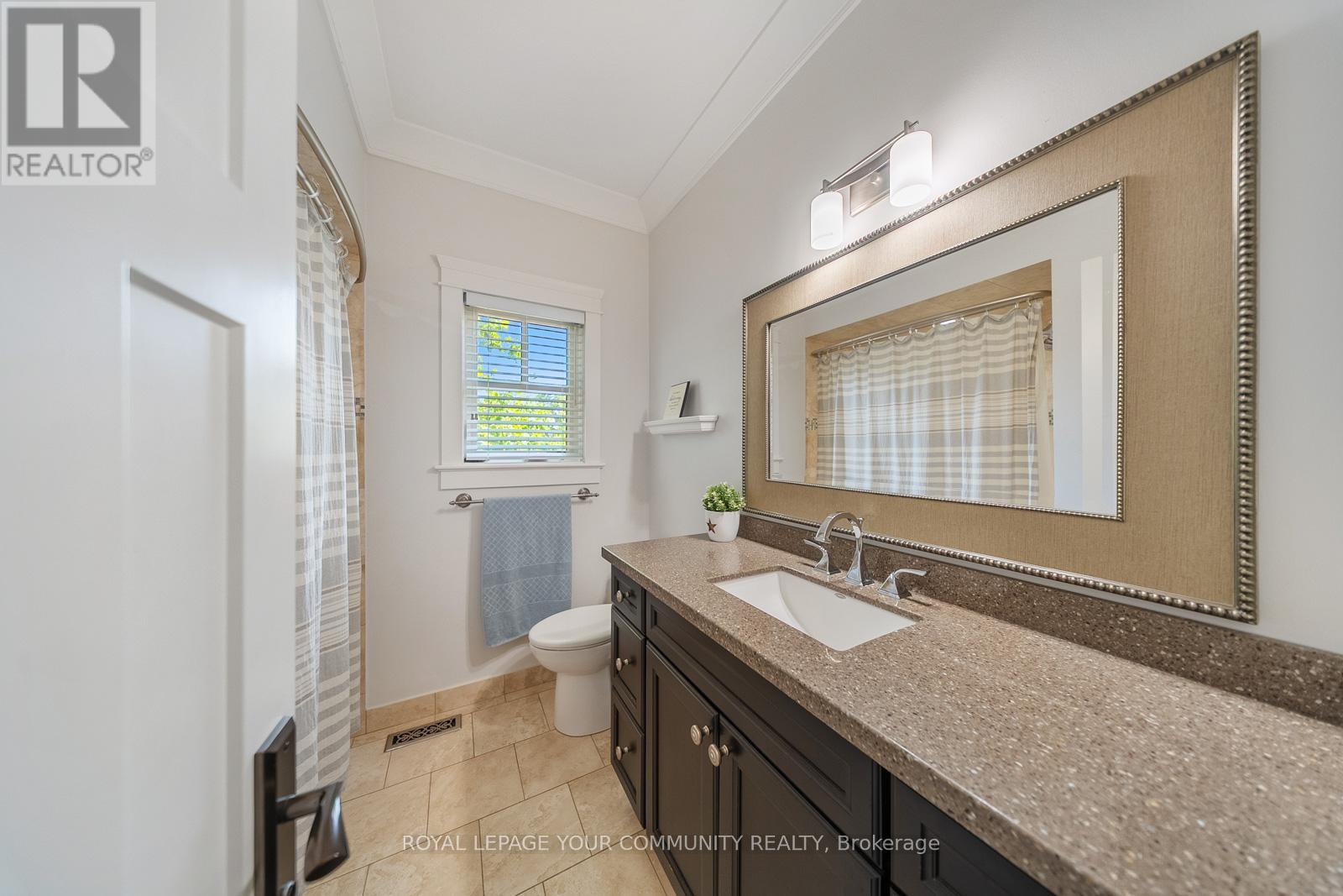 Photo 27 of 6 Creekside Court, Caledon ON