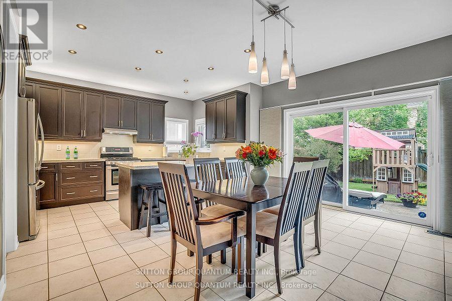 Photo 39 of 5 Riverstone Drive, Brampton ON