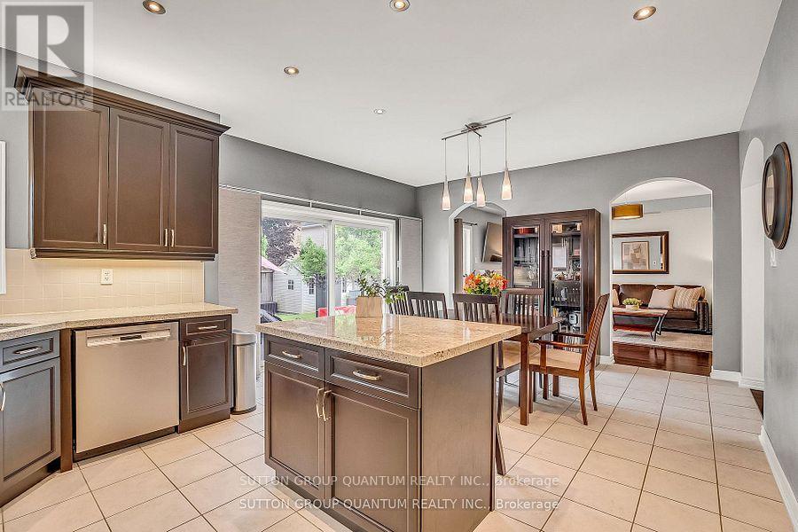 Photo 14 of 5 Riverstone Drive, Brampton ON