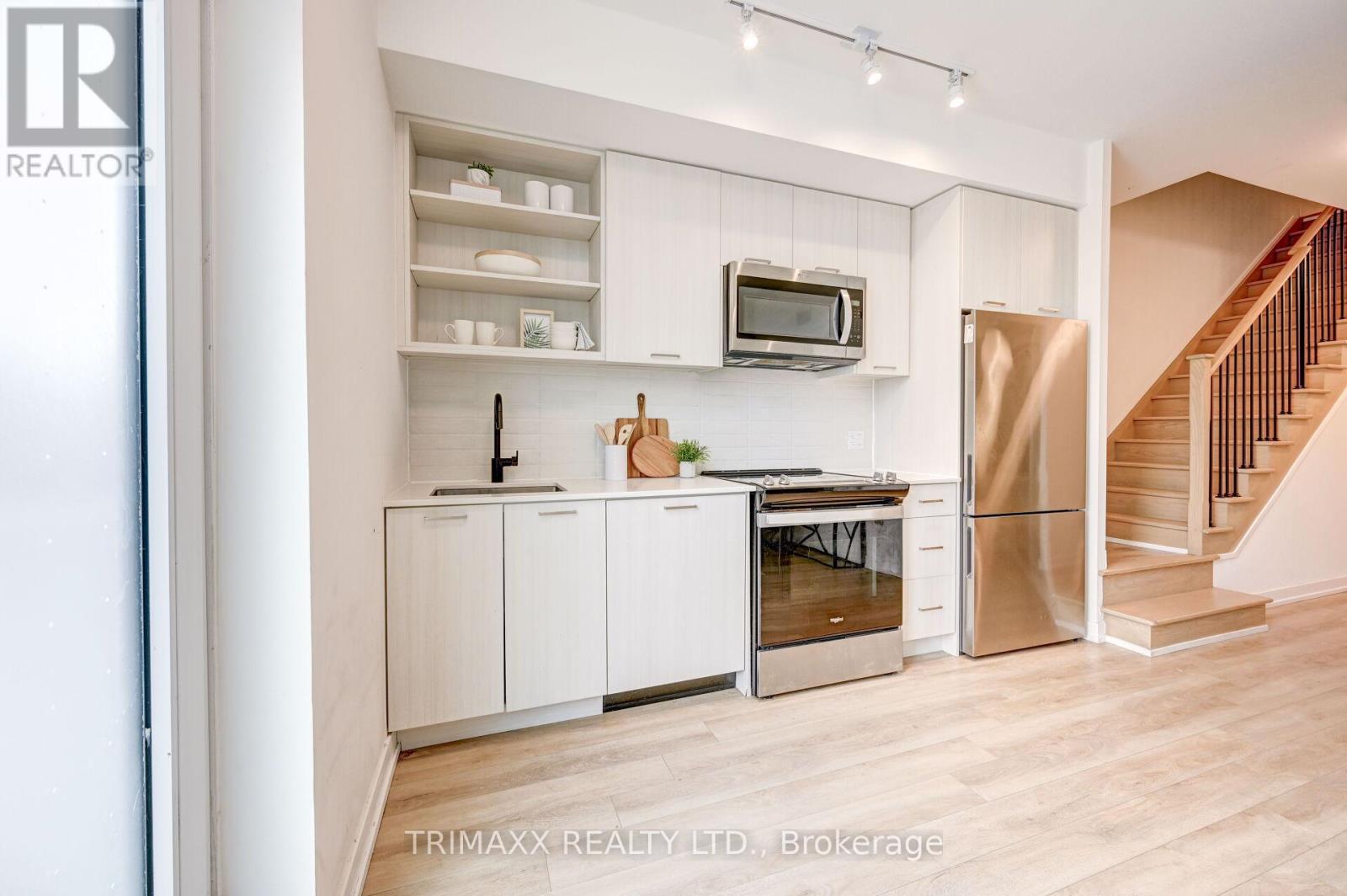 Photo 30 of 102 12 Symes Road, Toronto ON
