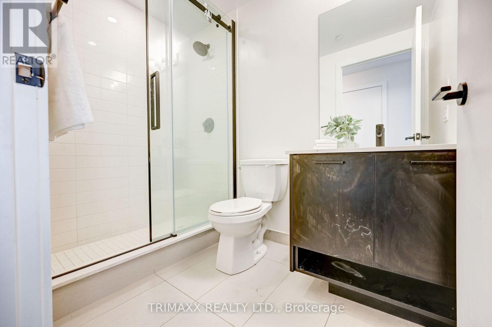 Photo 32 of 102 12 Symes Road, Toronto ON