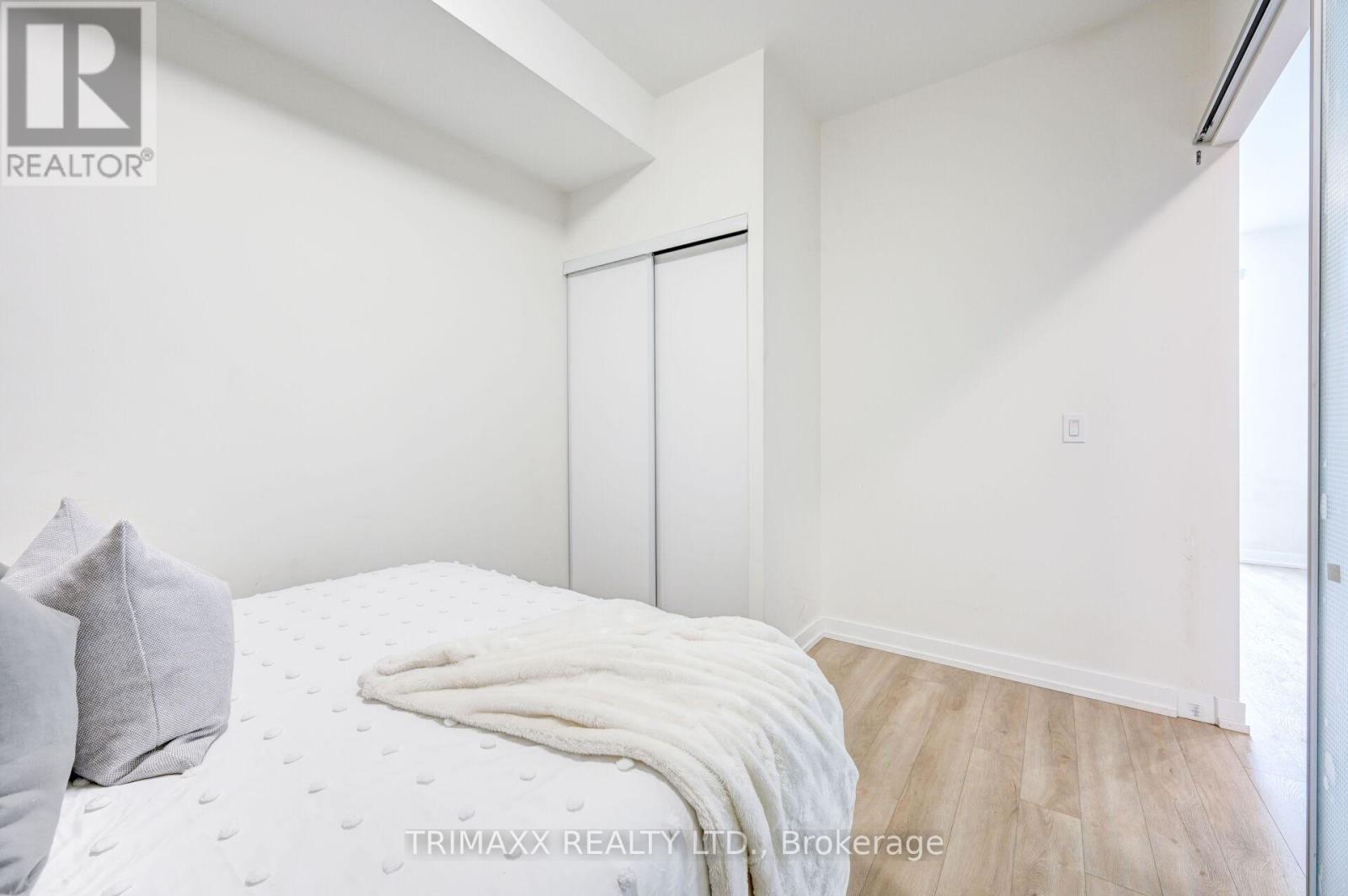 Photo 8 of 102 12 Symes Road, Toronto ON