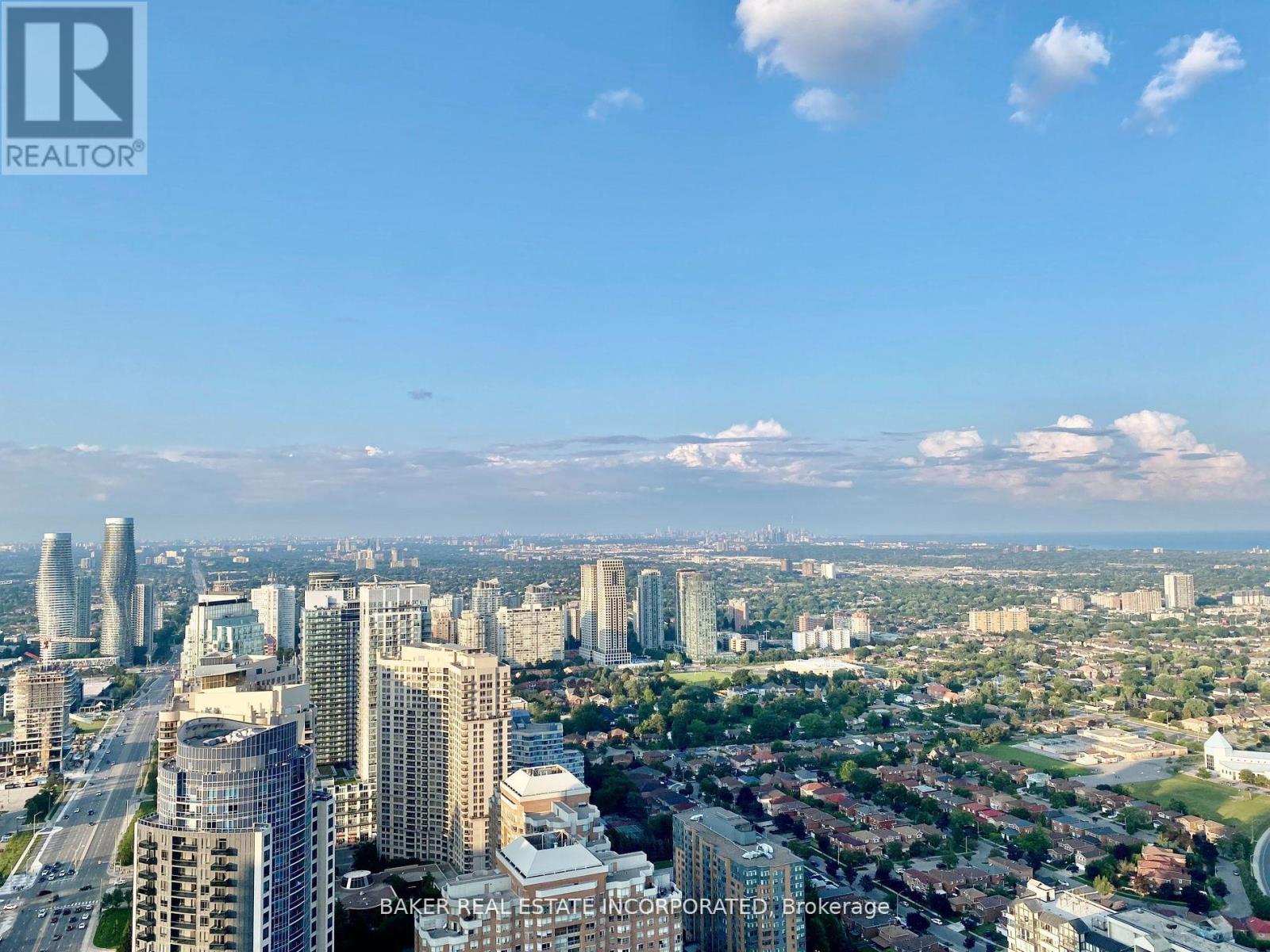 Photo 4 of 4601 3900 Confederation Parkway, Mississauga ON