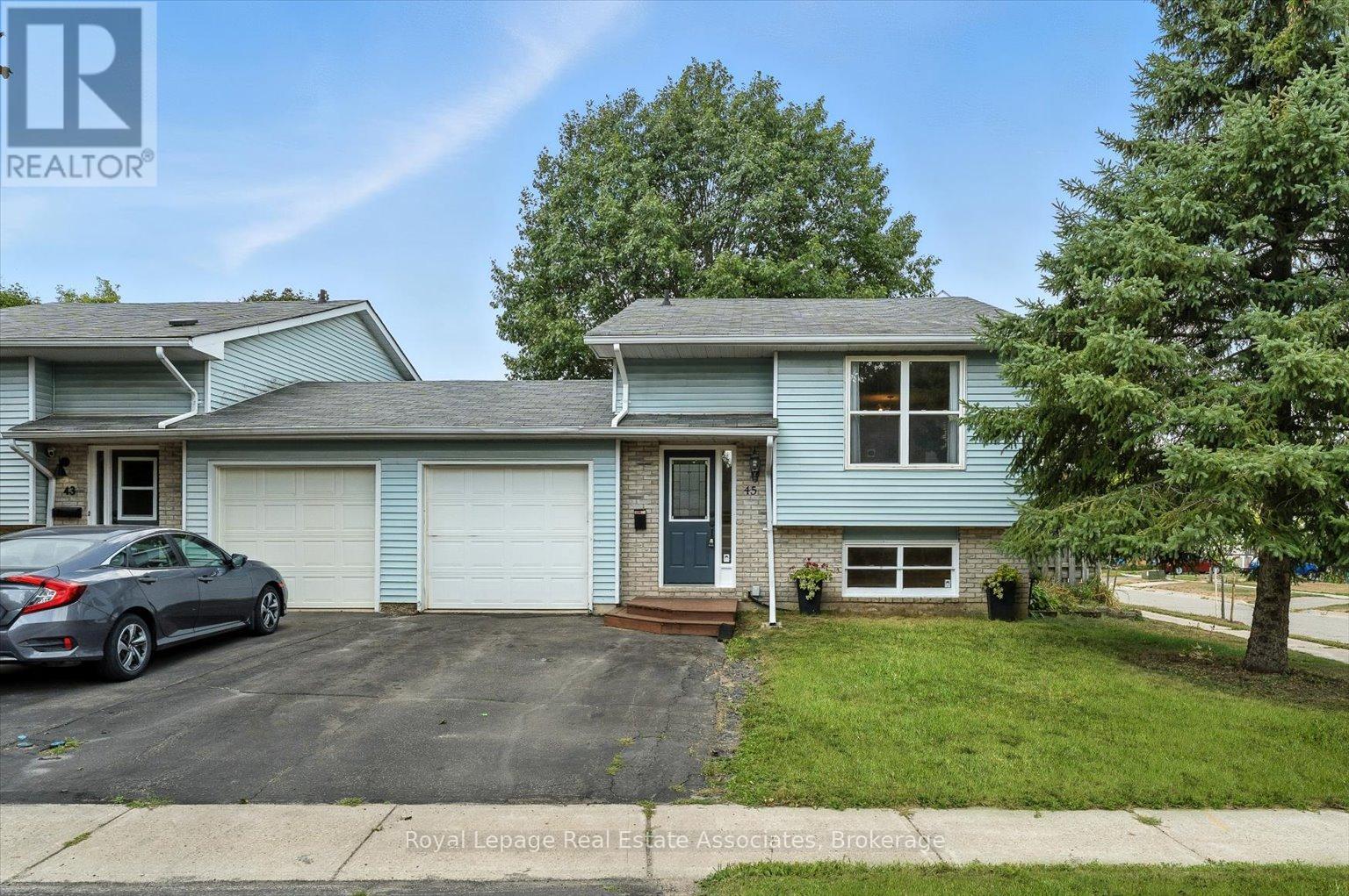 Photo 1 of 45 Quarry Drive, Orangeville ON
