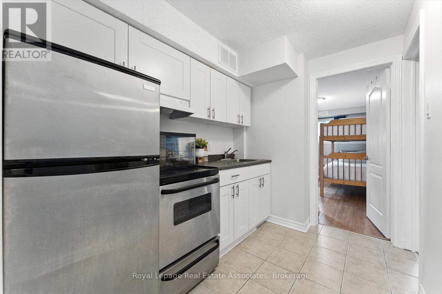 Photo 27 of 45 Quarry Drive, Orangeville ON