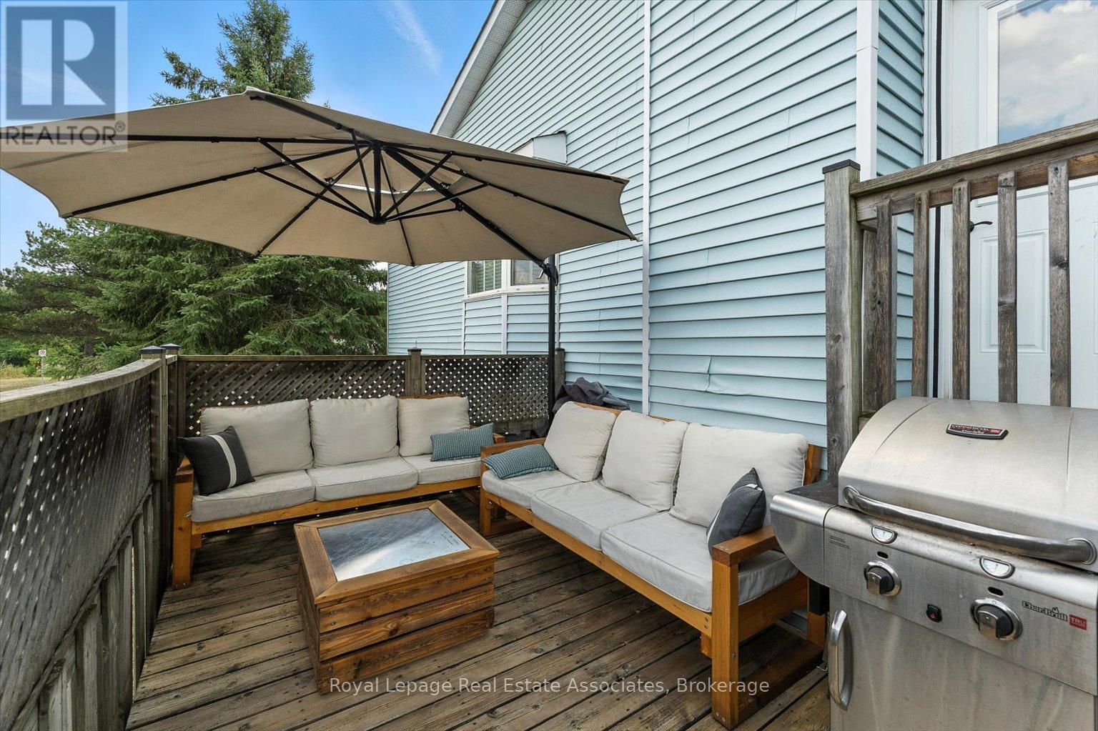 Photo 37 of 45 Quarry Drive, Orangeville ON