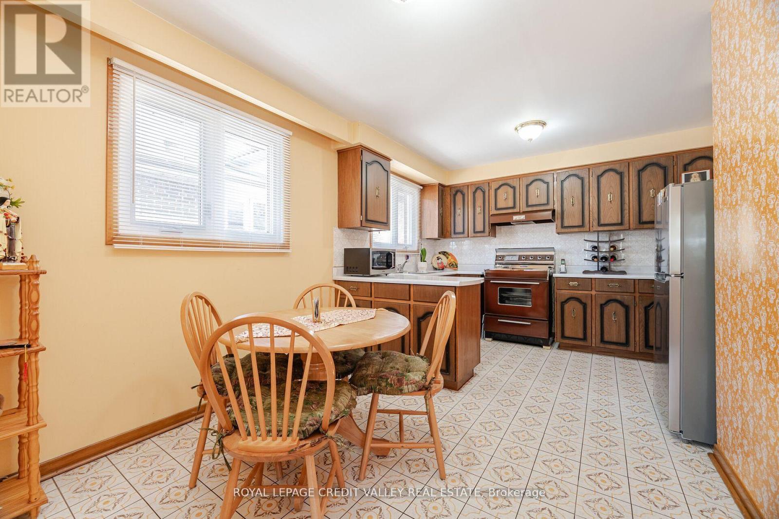 Photo 28 of 55 Shoreham Drive, Toronto ON