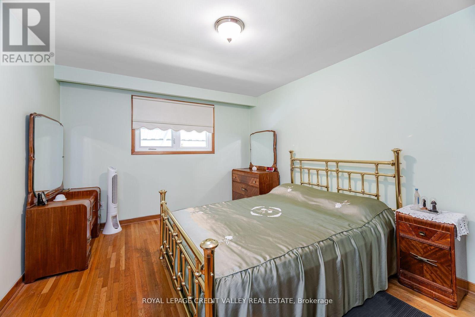 Photo 30 of 55 Shoreham Drive, Toronto ON