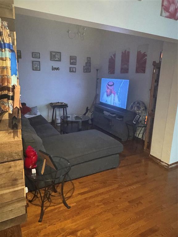 Photo 5 of 107 Hallet Street, Winnipeg MB